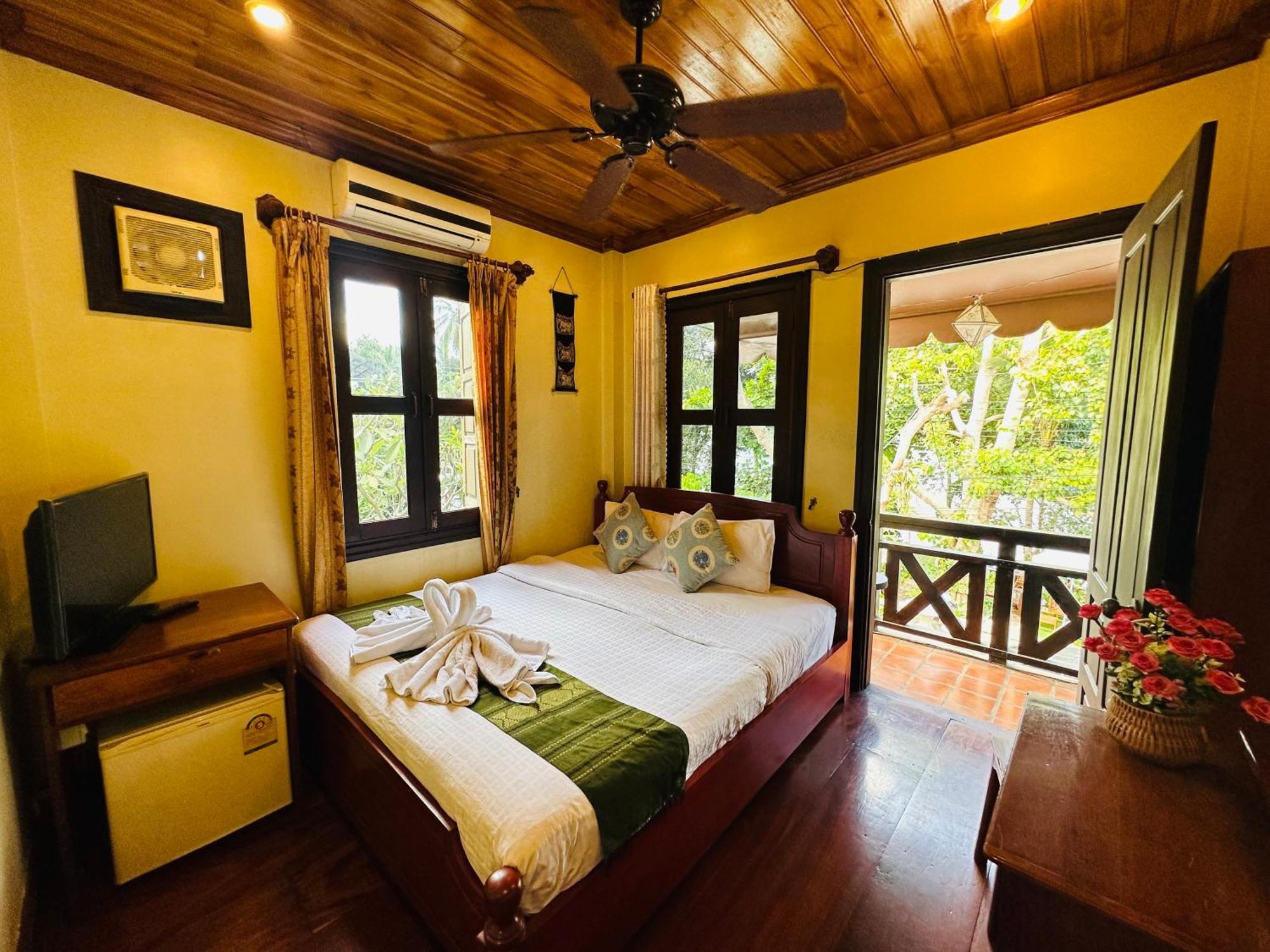 Anisa Mekong Riverside Villa Luang Prabang Exterior foto