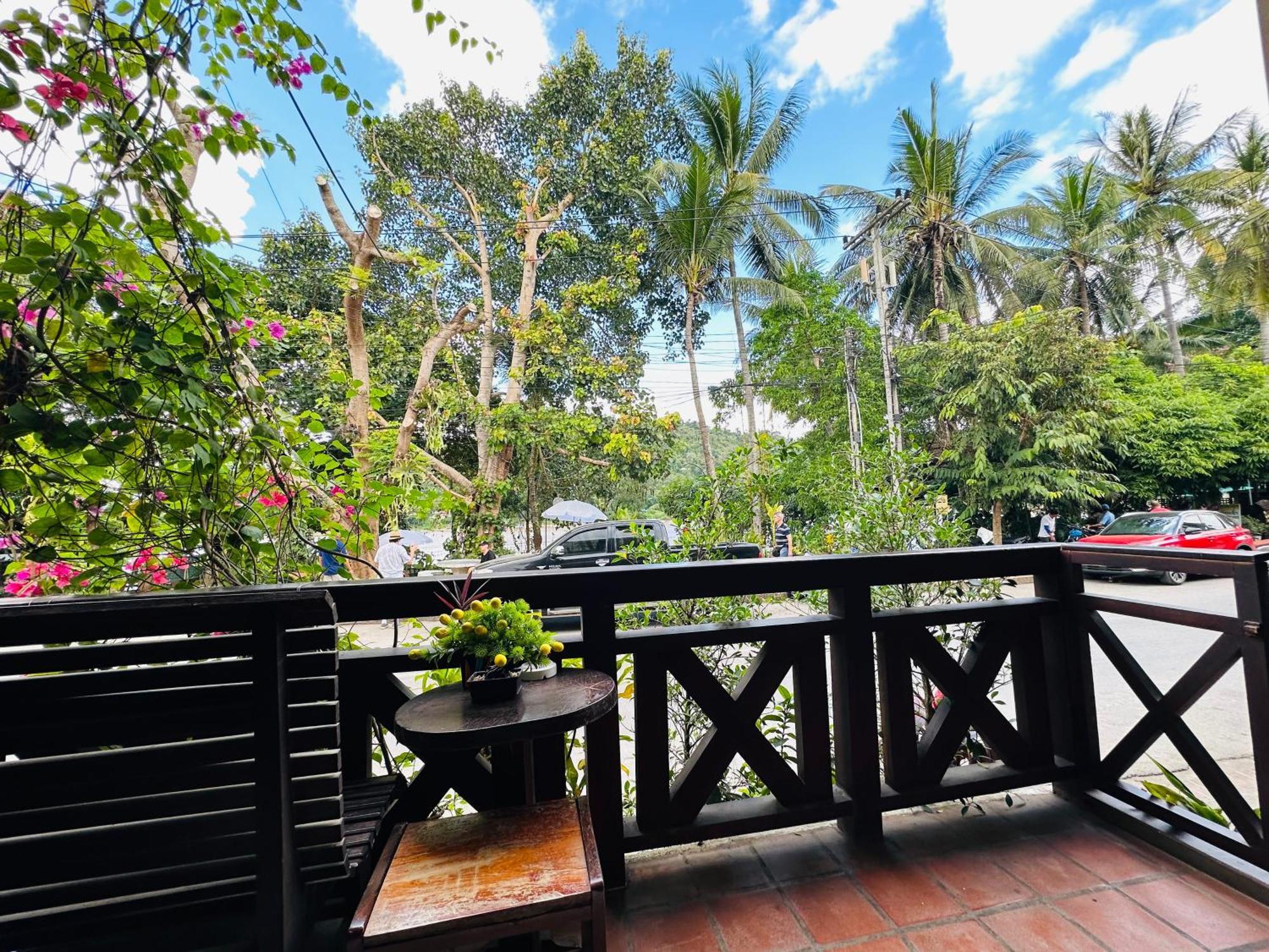 Anisa Mekong Riverside Villa Luang Prabang Exterior foto